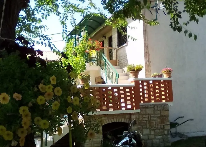 아파트 Nika Segotici