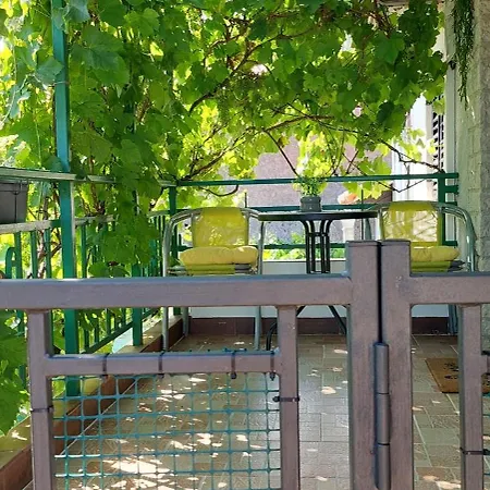 Nika Apartmán *