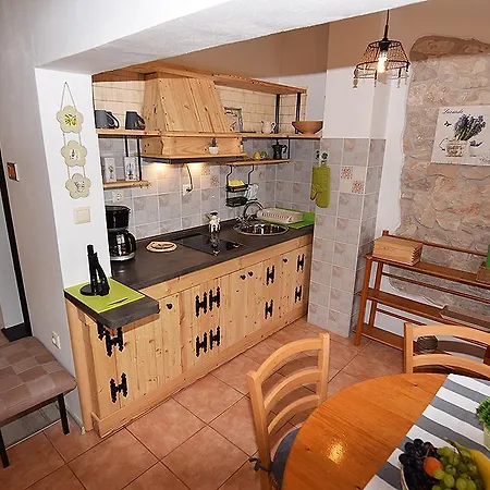 Nika Apartmán *
